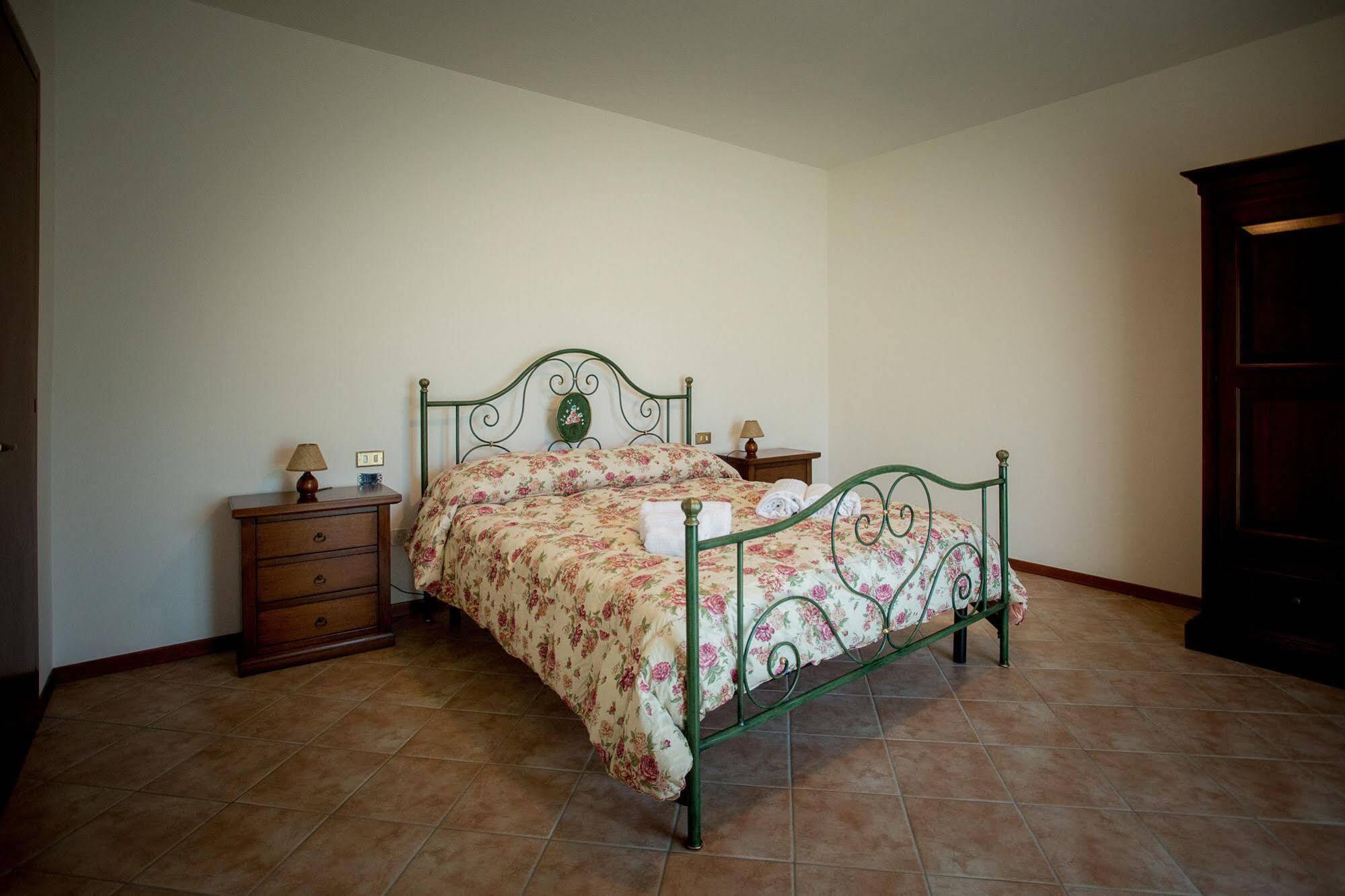 Agriturismo La Collina Del Sole Coltavolino Bagian luar foto
